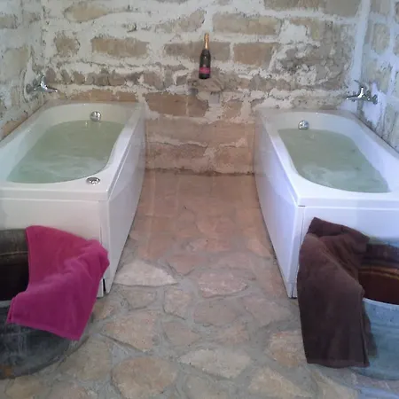 Borgo Viglione 1928 B&B *
